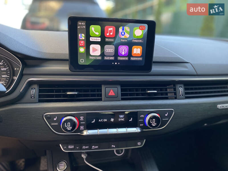 Седан Audi A4 2018 в Львове