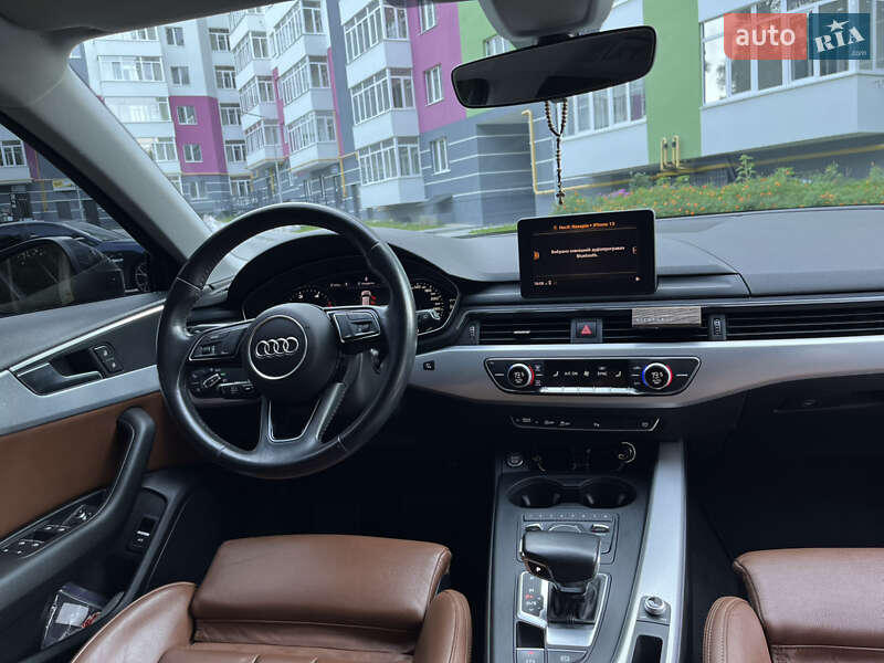 Универсал Audi A4 2018 в Новояворовске