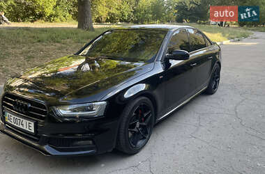 Седан Audi A4 2013 в Днепре