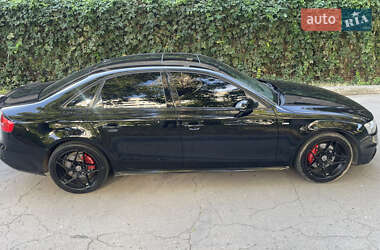Седан Audi A4 2013 в 