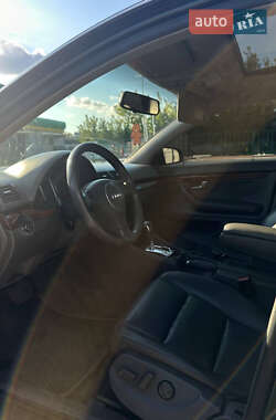 Седан Audi A4 2002 в 