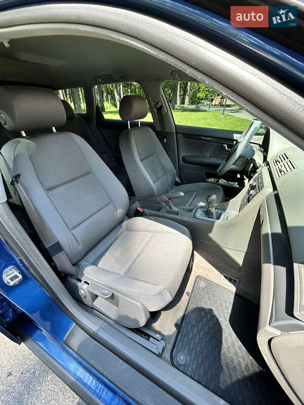 Универсал Audi A4 2002 в Чернигове