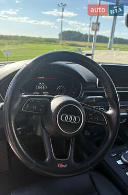Седан Audi A4 2018 в 
