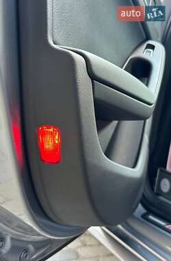 Седан Audi A4 2015 в 
