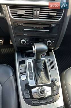 Седан Audi A4 2015 в 