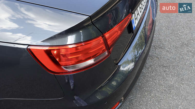 Седан Audi A4 2017 в Киеве
