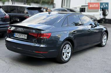 Седан Audi A4 2017 в 