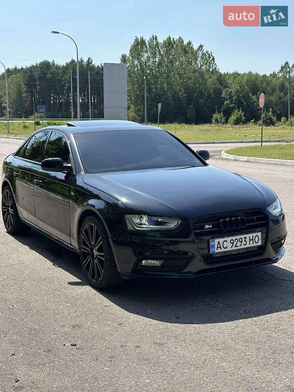 Audi A4 2012