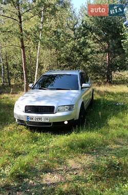 Універсал Audi A4 2001 в Сарнах