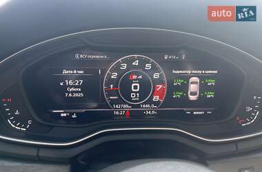 Седан Audi A4 2019 в 