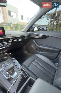 Седан Audi A4 2019 в Дніпрі