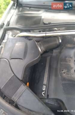 Седан Audi A4 2000 в 