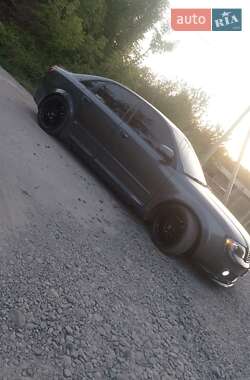 Седан Audi A4 2001 в 