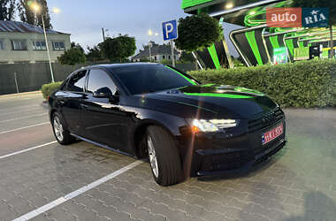 Седан Audi A4 2018 в 