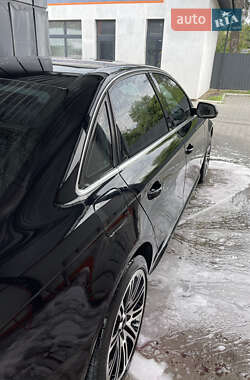 Седан Audi A4 2014 в 