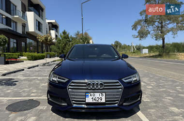 Седан Audi A4 2019 в 