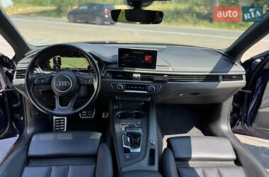 Седан Audi A4 2019 в 