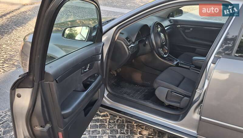 Седан Audi A4 2002 в Днепре