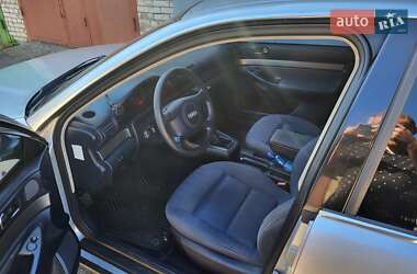 Седан Audi A4 1999 в 