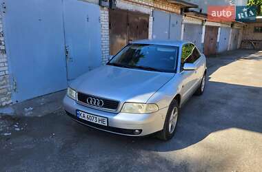Седан Audi A4 1999 в 