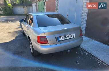 Седан Audi A4 1999 в 