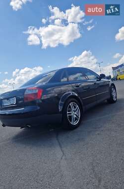 Седан Audi A4 2001 в 