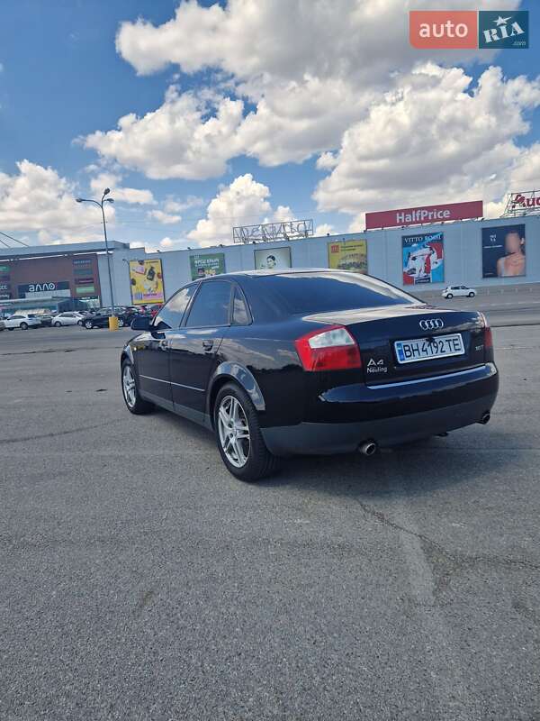 Седан Audi A4 2001 в Черноморске
