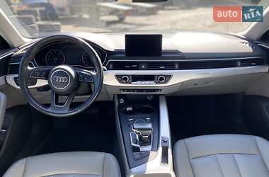 Седан Audi A4 2016 в Львове