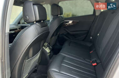 Седан Audi A4 2018 в 