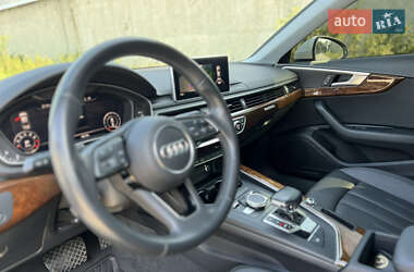 Седан Audi A4 2018 в 