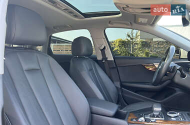 Седан Audi A4 2018 в 