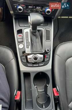 Седан Audi A4 2012 в 