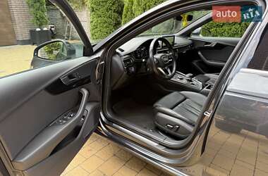 Седан Audi A4 2016 в 