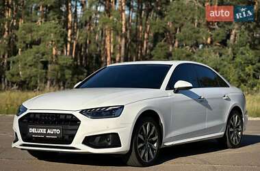 Седан Audi A4 2021 в Киеве