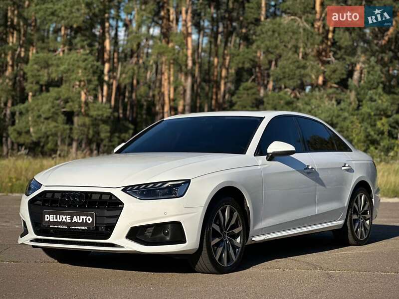 Audi A4 2021
