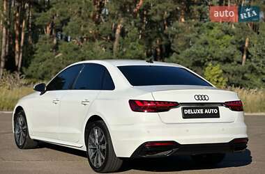 Седан Audi A4 2021 в 