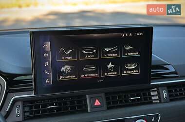 Седан Audi A4 2021 в 