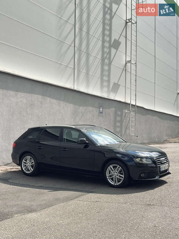 Универсал Audi A4 2008 в Киеве