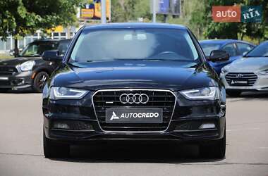 Седан Audi A4 2015 в 