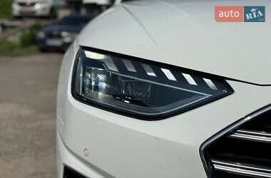 Седан Audi A4 2023 в 