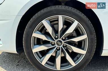 Седан Audi A4 2023 в 