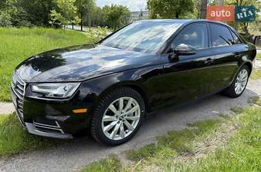Седан Audi A4 2016 в 