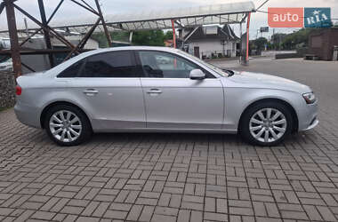 Седан Audi A4 2013 в 
