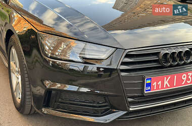 Седан Audi A4 2018 в 