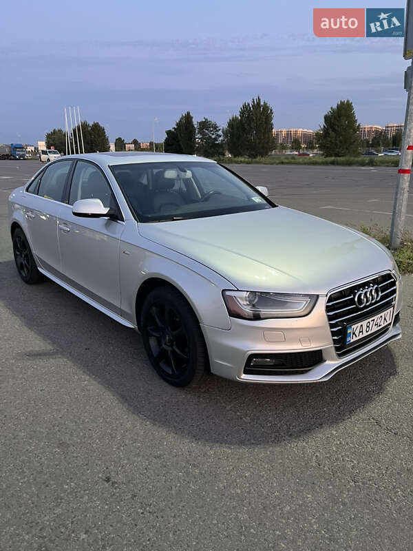 Седан Audi A4 2014 в Киеве