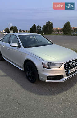 Седан Audi A4 2014 в 