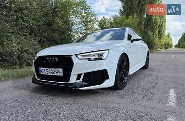 Седан Audi A4 2016 в Киеве