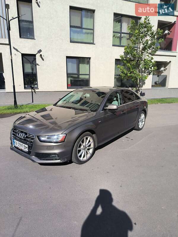Audi A4 2014