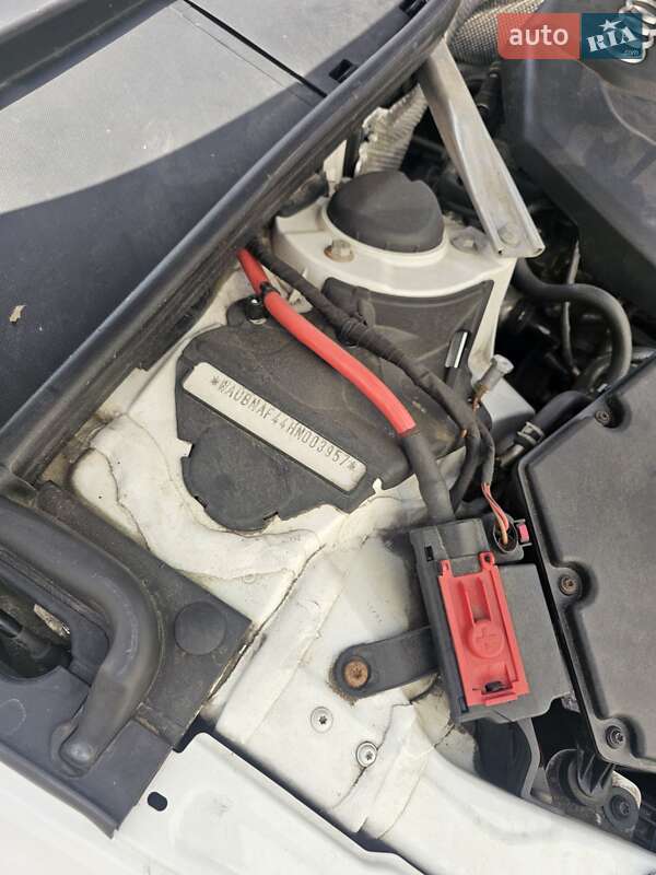 Седан Audi A4 2015 в Киеве