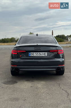 Седан Audi A4 2017 в 